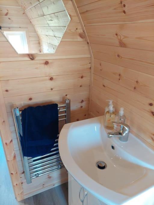 High Whashton Springs Glamping Pod, Richmond Yorks Apartment ภายนอก รูปภาพ